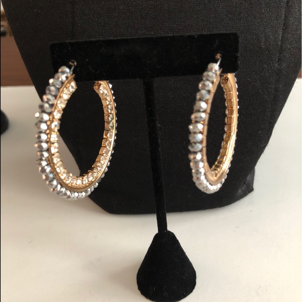 Chico’s Diamond-Cut beaded Round Earrings - Picture 2 of 6